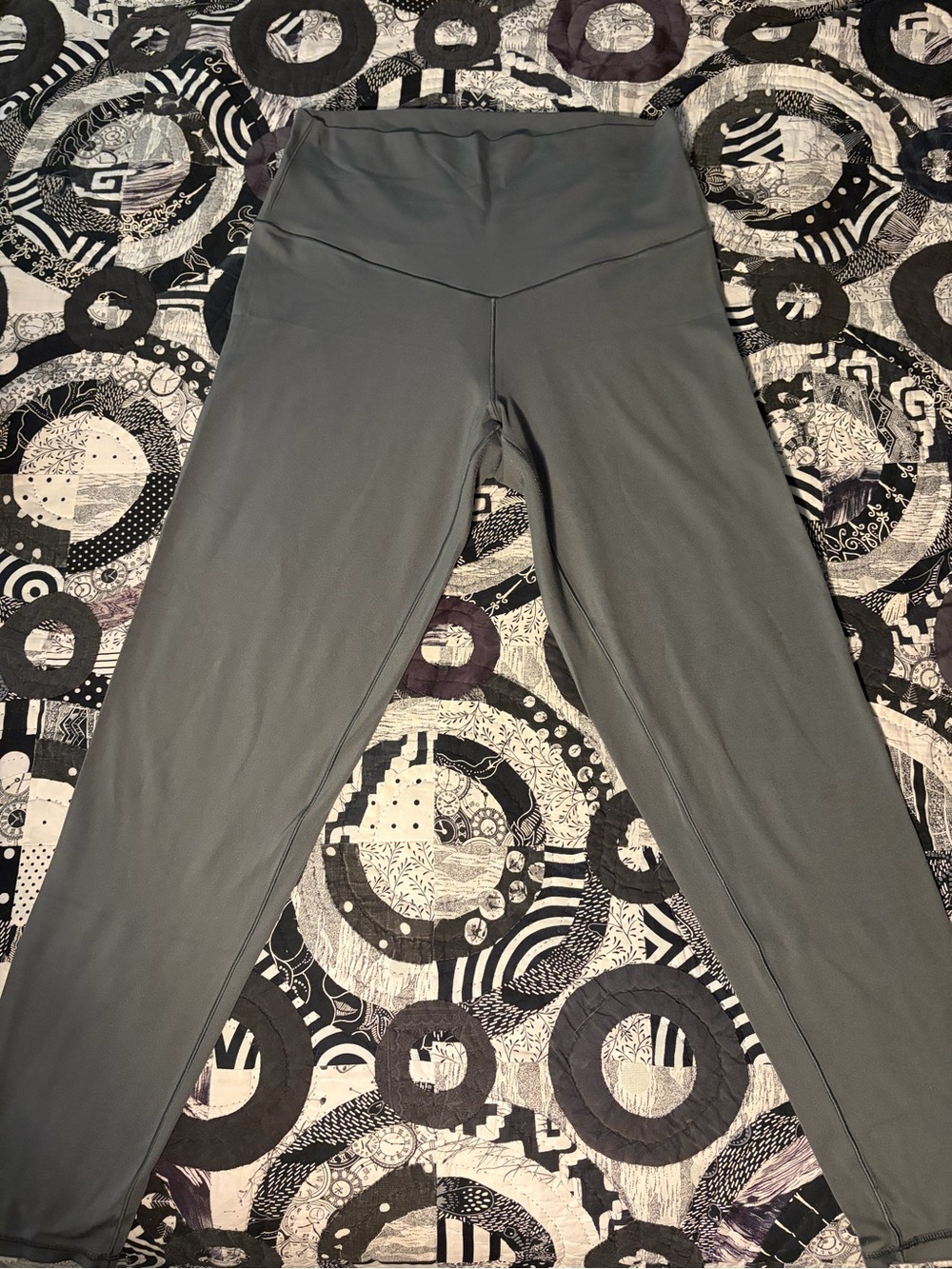 Aerie Chill Play High Rise 7/8 Leggings Gray Size L Athletic Yoga Pants